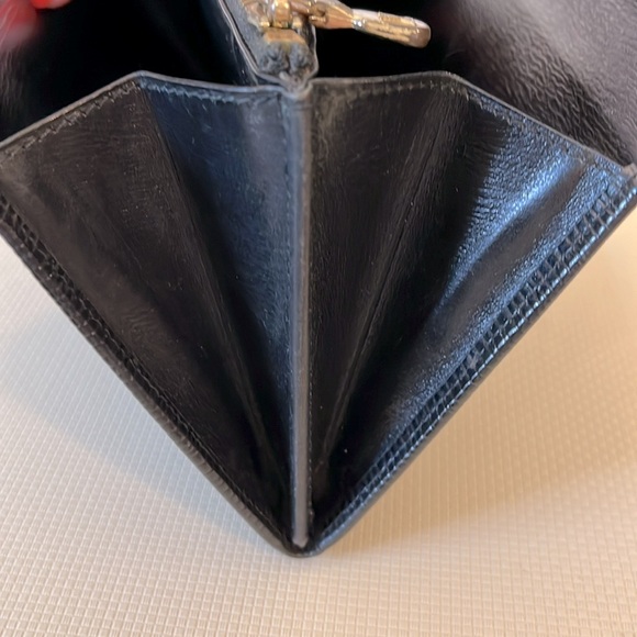 Louis Vuitton Epi Porte Feuille Sarah Long Wallet - Picture 10 of 12